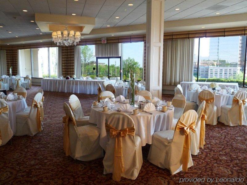 Hotel Ramada By Wyndham Cleveland Independence Restaurante foto